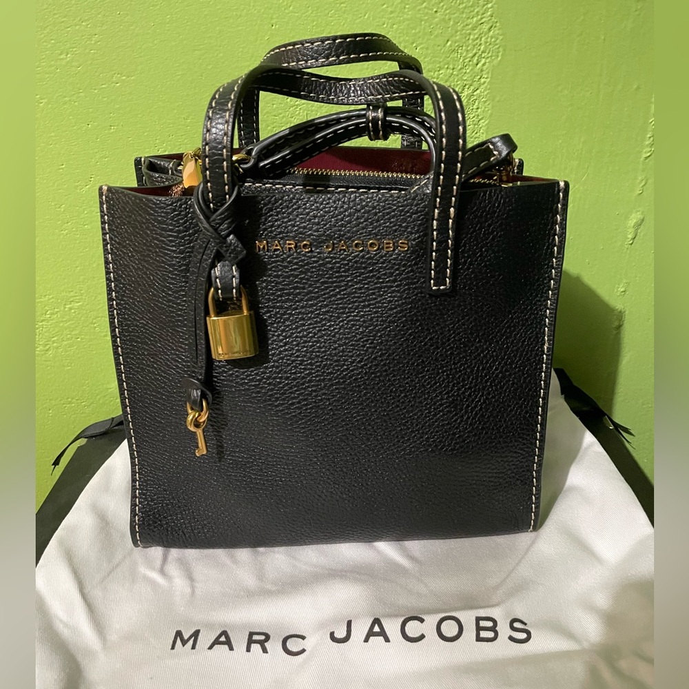 Marc Jacobs black mini grind 🖤